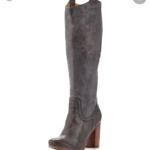 Frye Carson Heel Tab Boot